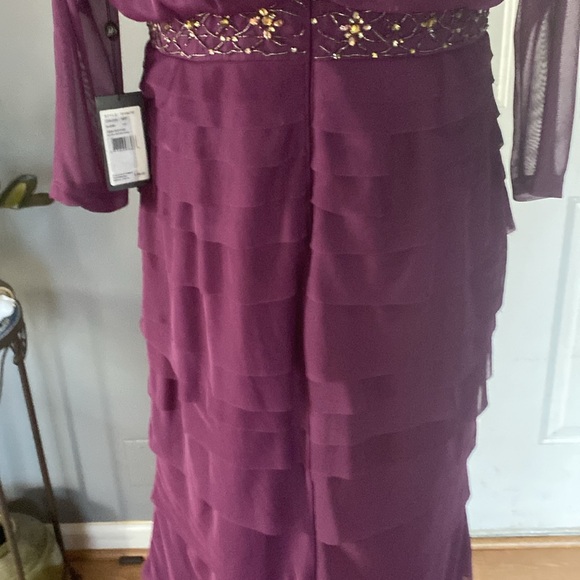 Adrianna Pappell NWT gown - Picture 7 of 12